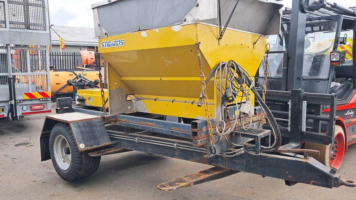 Used 2000 Nido Stratos B11-24 PAX