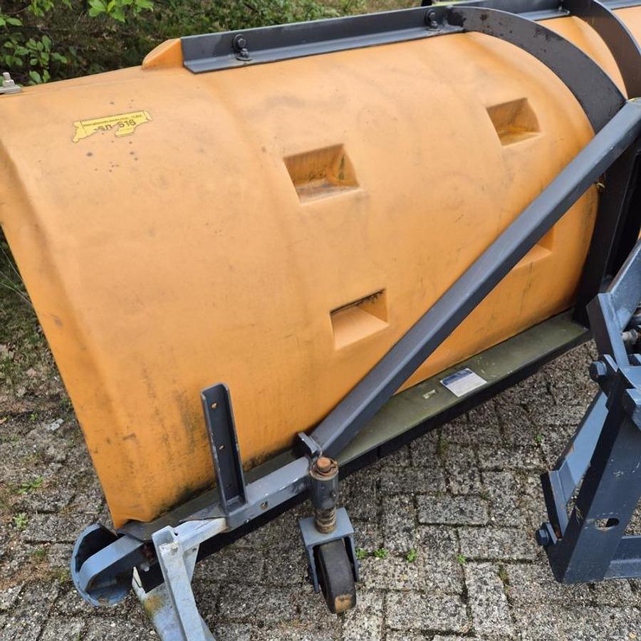 Used 2001 Nido SNK270