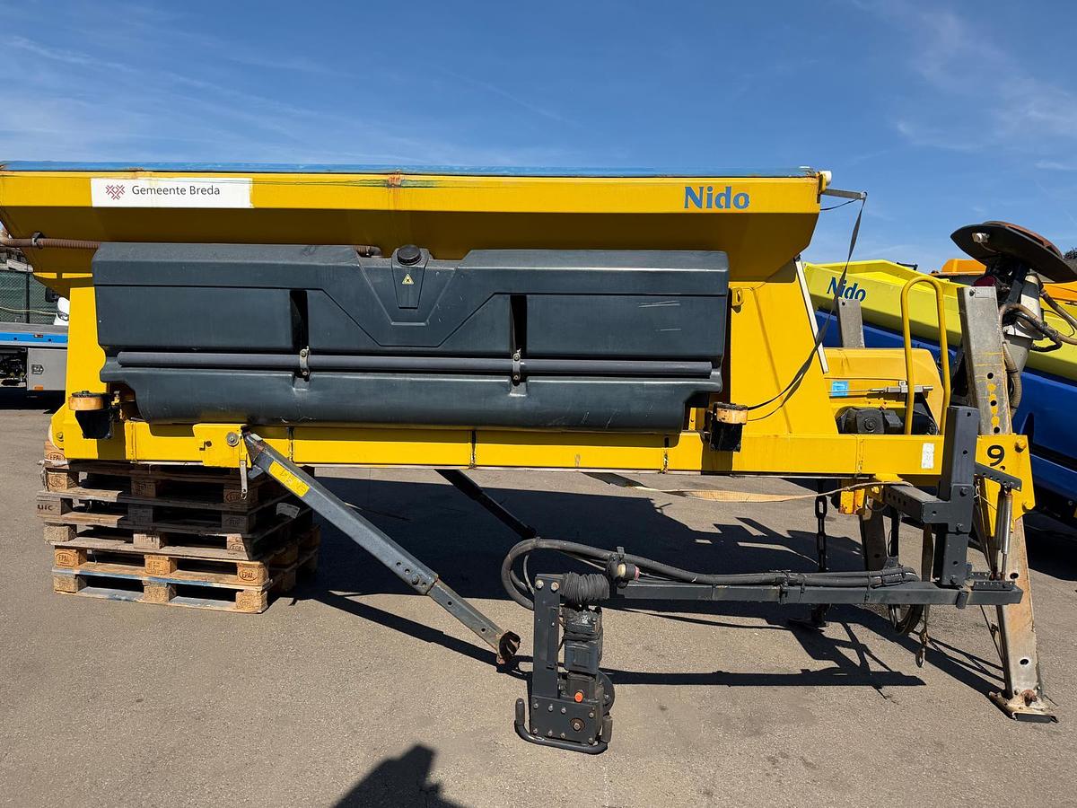 Used 2010 Nido Stratos B50-36 PALN