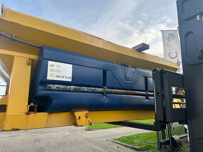 Used 2001 Nido Stratos B50-42 PALN