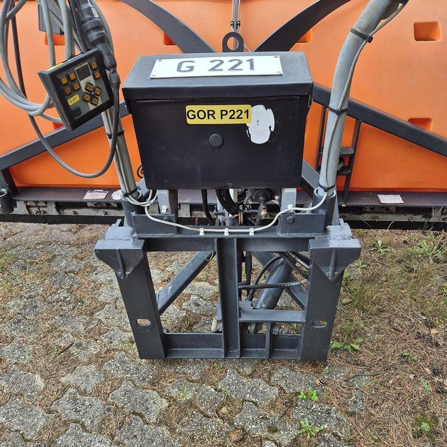 Used 2005 Nido SNK330 EPZ