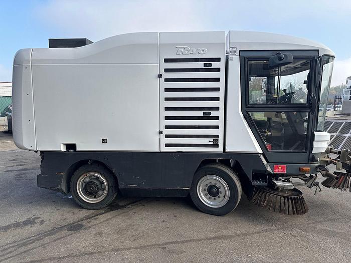 Used 2011 Ravo 530 ST