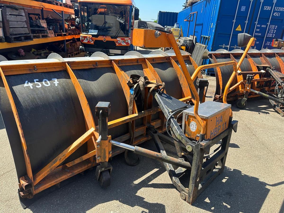 Used 2004 Jongerius JMK300