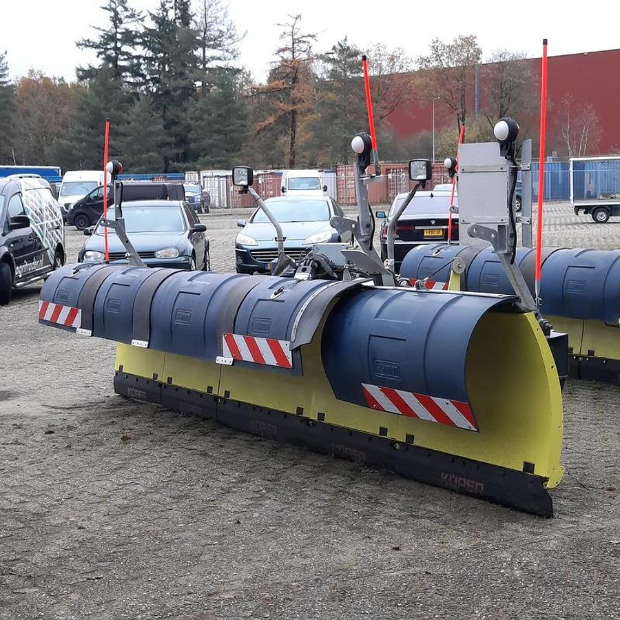 Used 2005 Nido ML51A