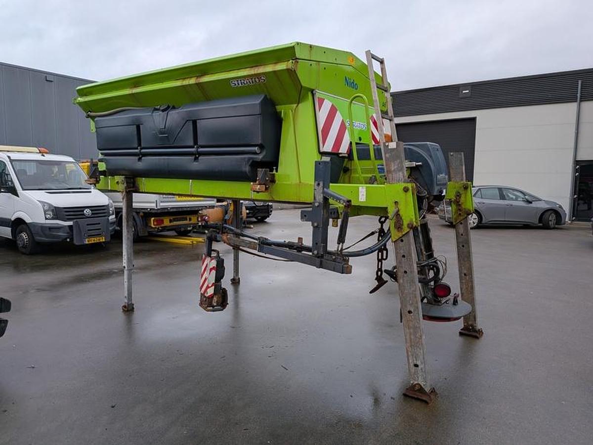 Used 2002 Nido Stratos B50-36 PALN