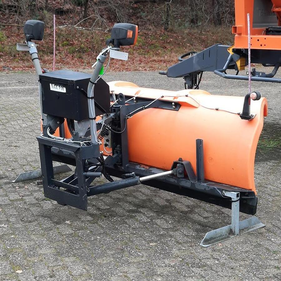 Used 2005 Schmidt SNK24