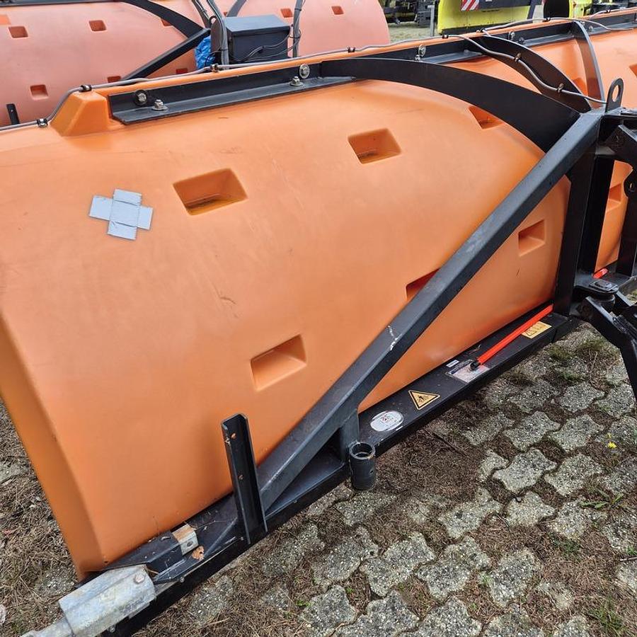 Used 2005 Nido SNK300