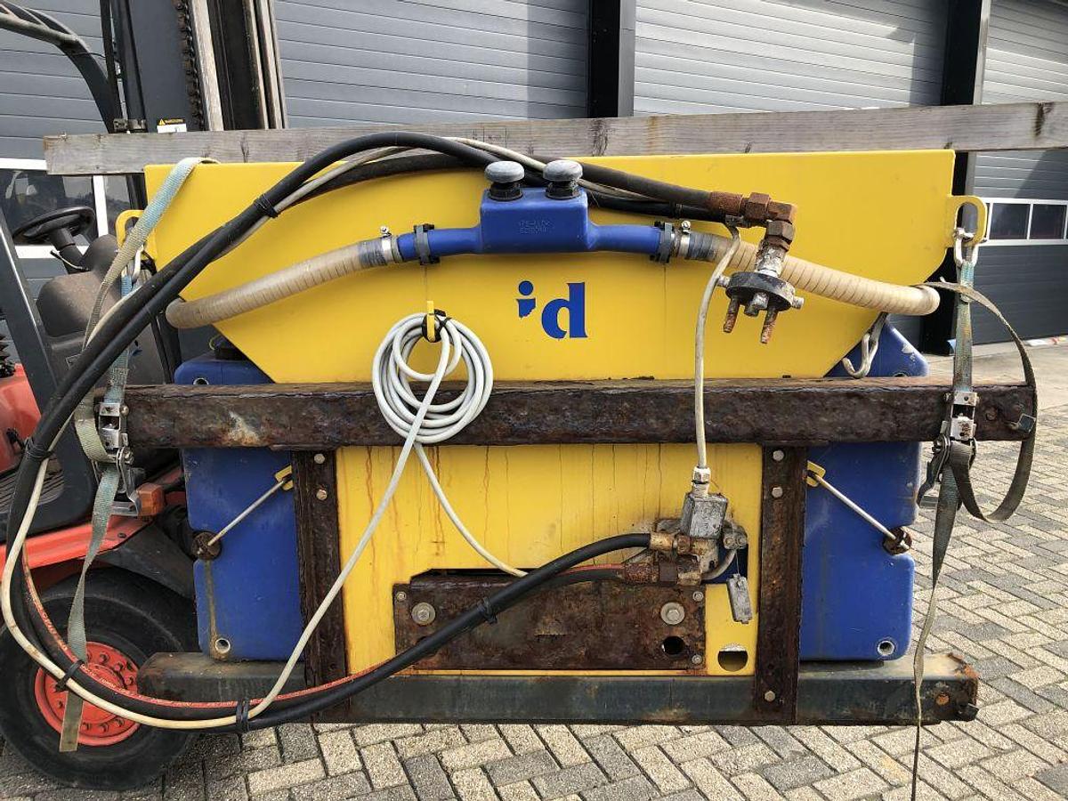 Used 2010 Nido Stratos B08L-27 VCLN280