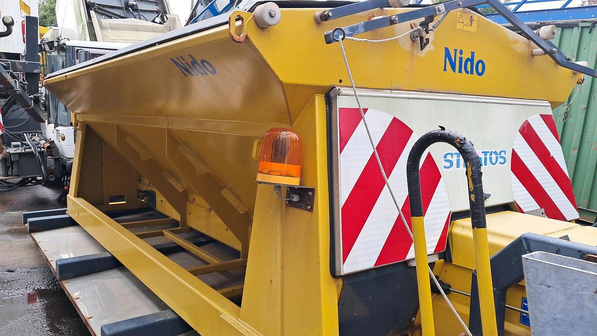 Used 2003 Nido Stratos B40-36 VAX