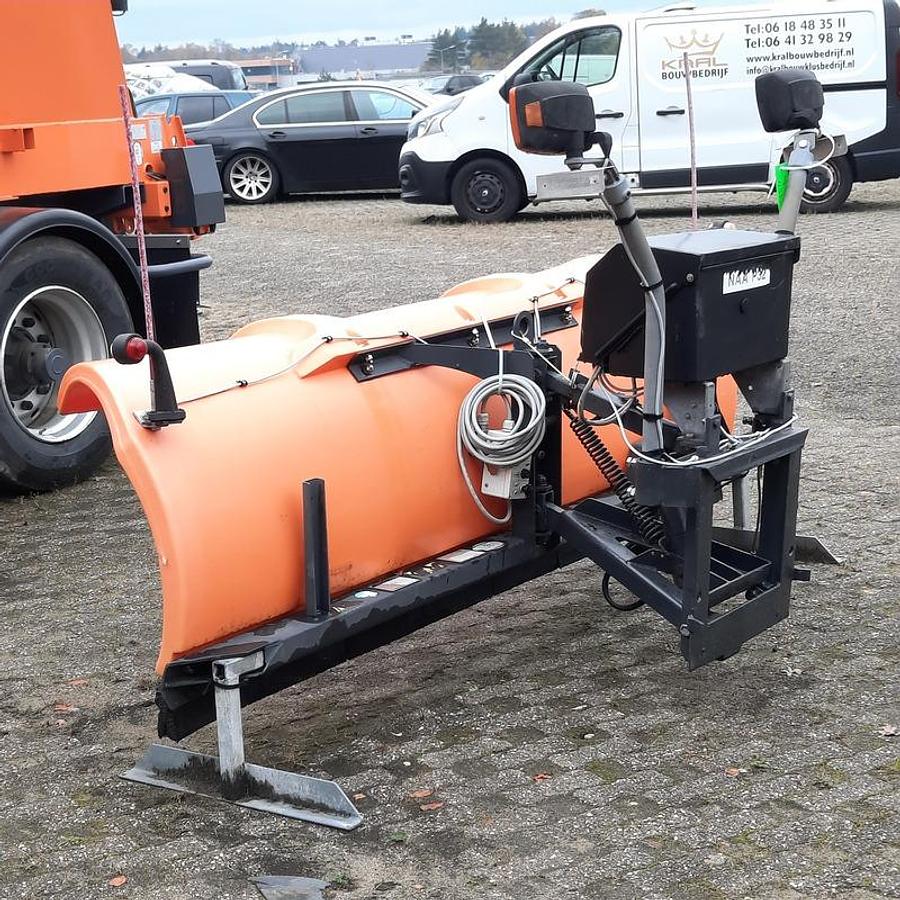 Used 2005 Schmidt SNK24