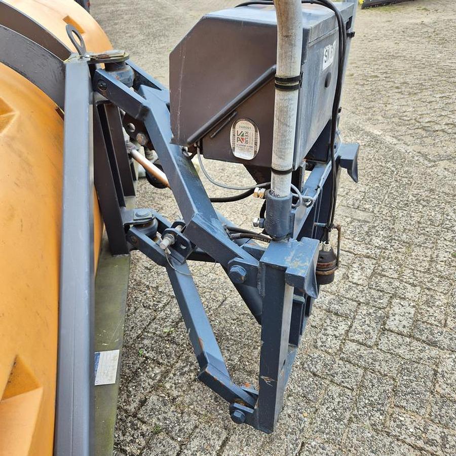 Used 2001 Nido SNK270