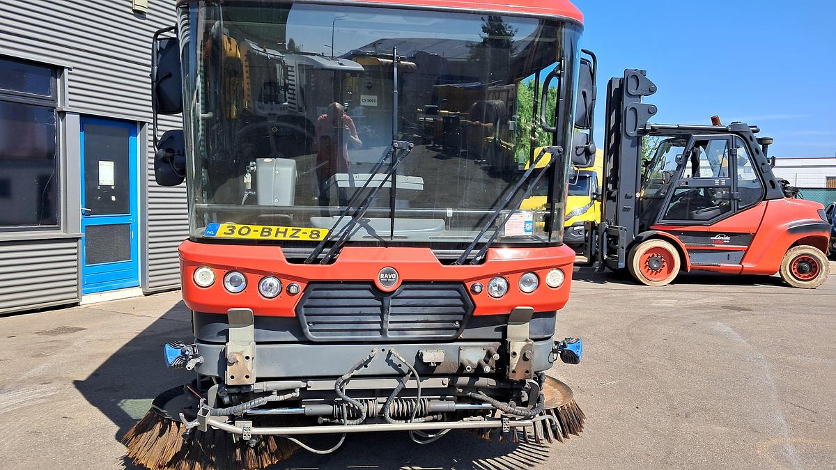 Used 2016 Ravo 580STH
