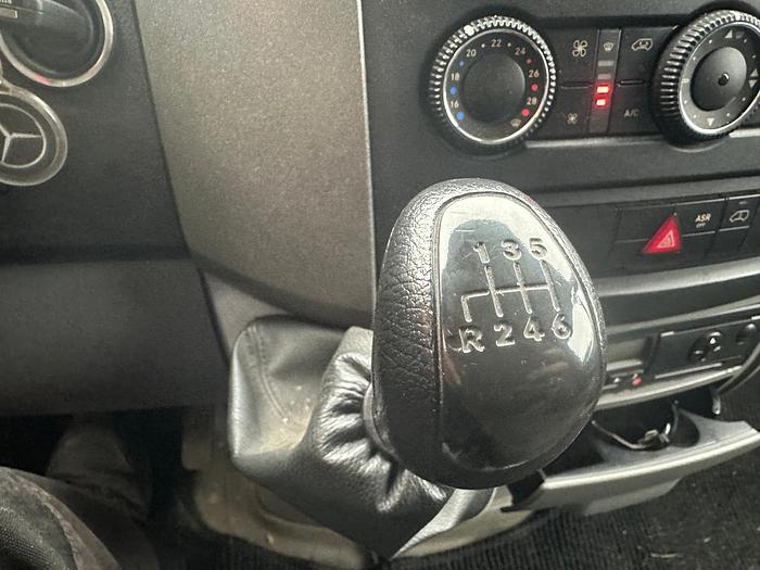 Used 2012 Mercedes-Benz 516Cdi met kolkenzuigeropbouw