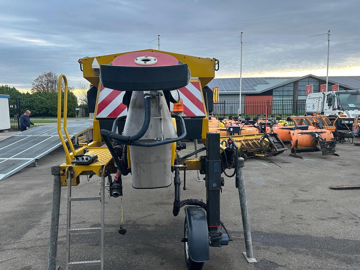 Used 1999 Nido Stratos B30-30 WAXN