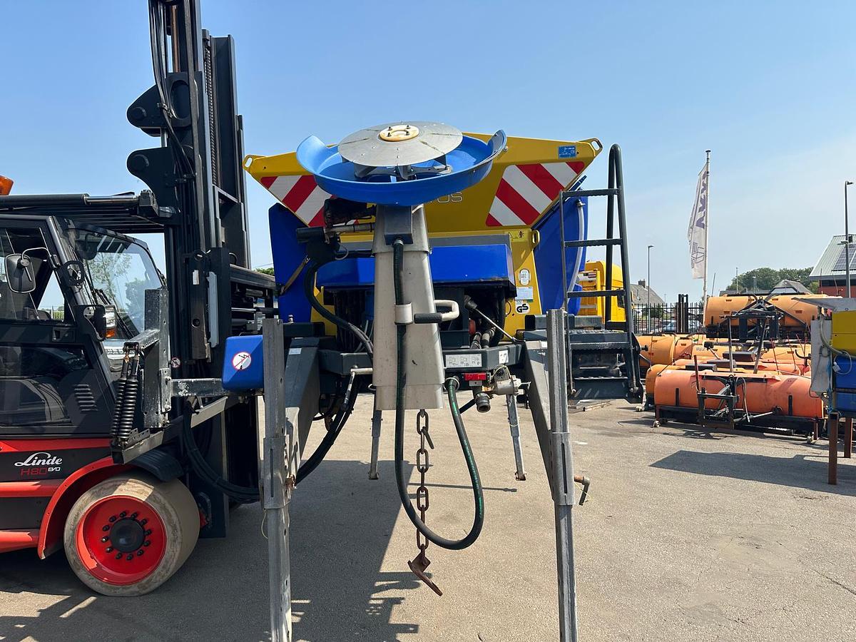 Used 2011 Nido Stratos B40-36 PCXN-490