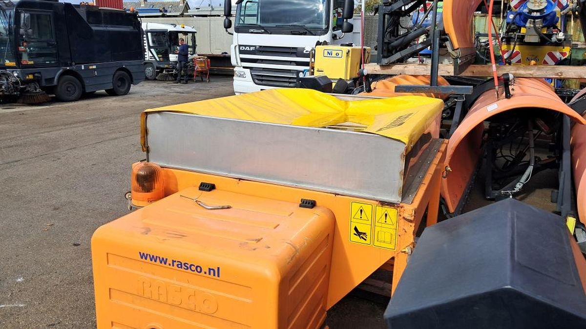 Used Rasco Motorstrooier