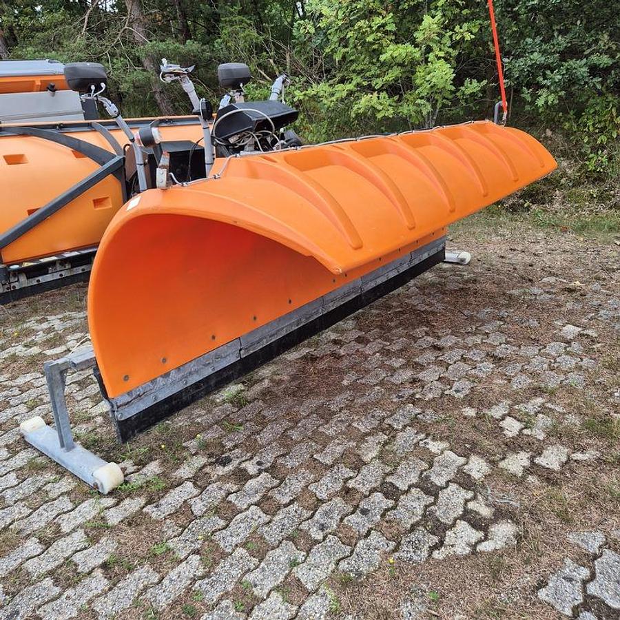 Used 2005 Nido SNK300