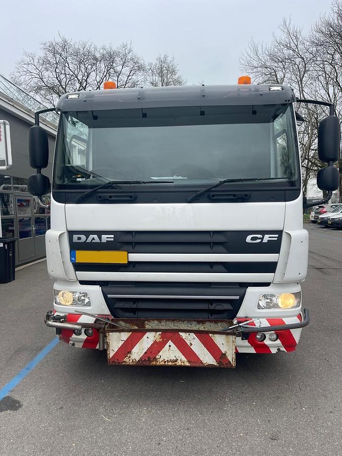 Used 2011 DAF FA CF75.310 / BekkerLaGram kolkenzuiger