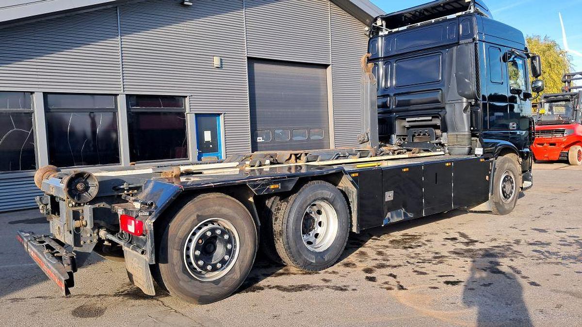 Used 2021 DAF XF 510 FAN met haakarm