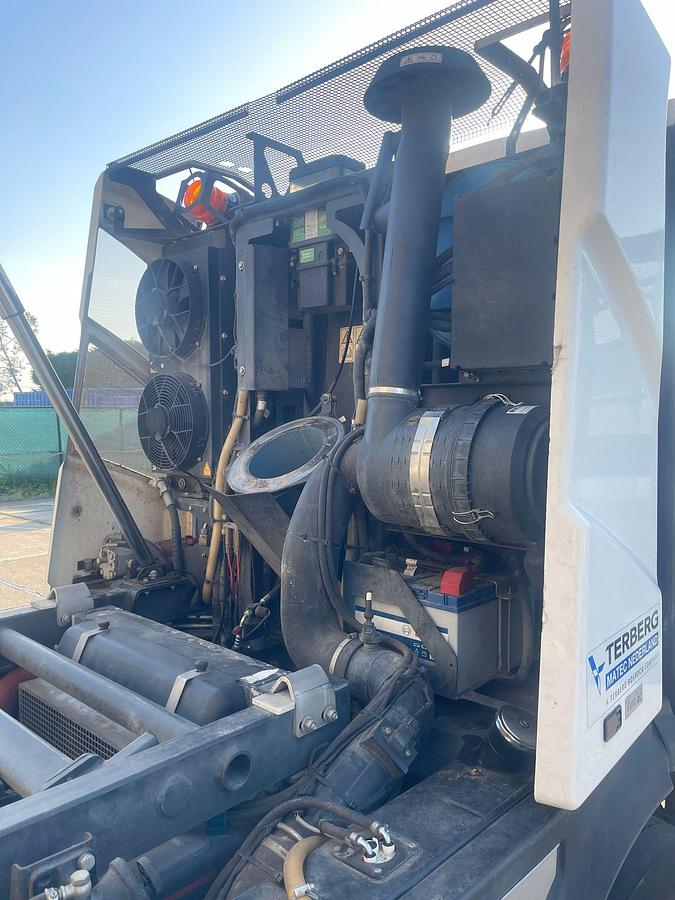 Used 2019 Johnston C401