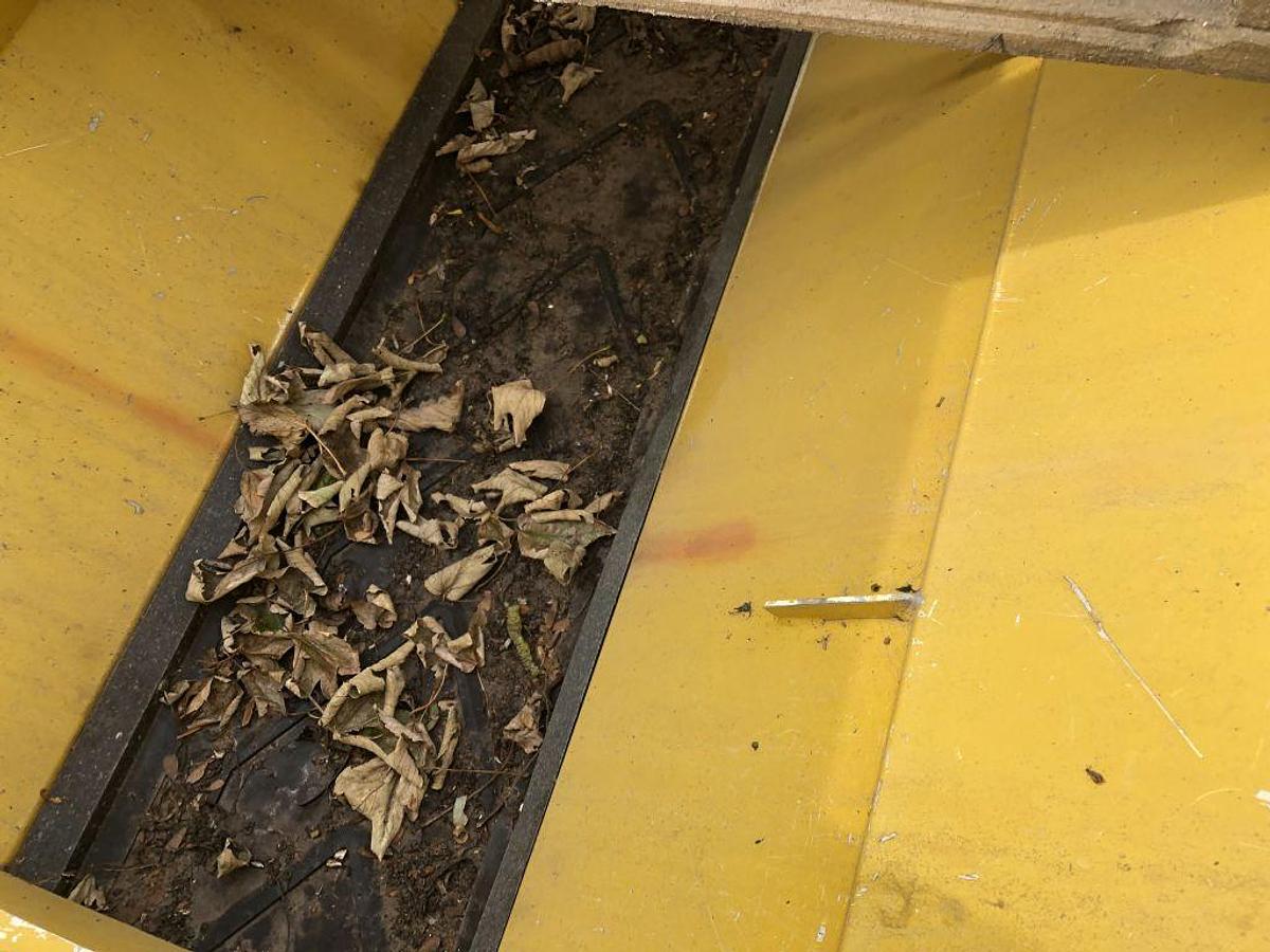 Used 2002 Nido Stratos B11-24 VAXN