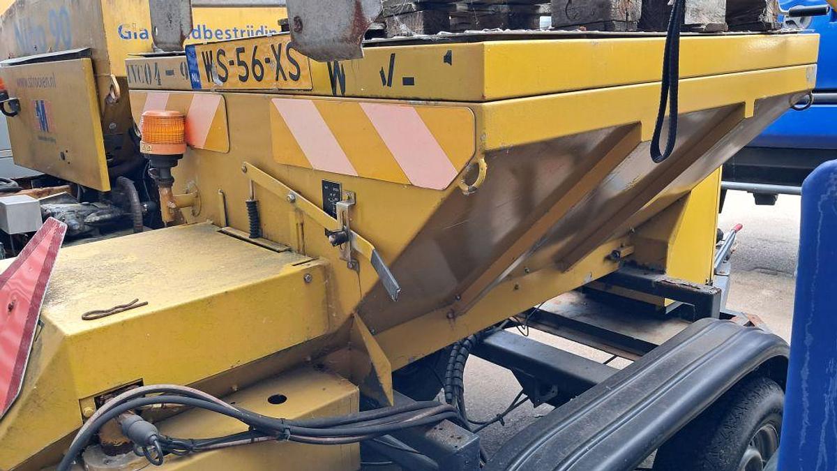 Used 1998 Jongerius 1000 CAN