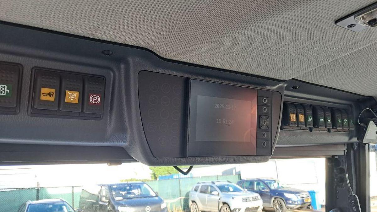 Used 2021 Schmidt eSwingo 200