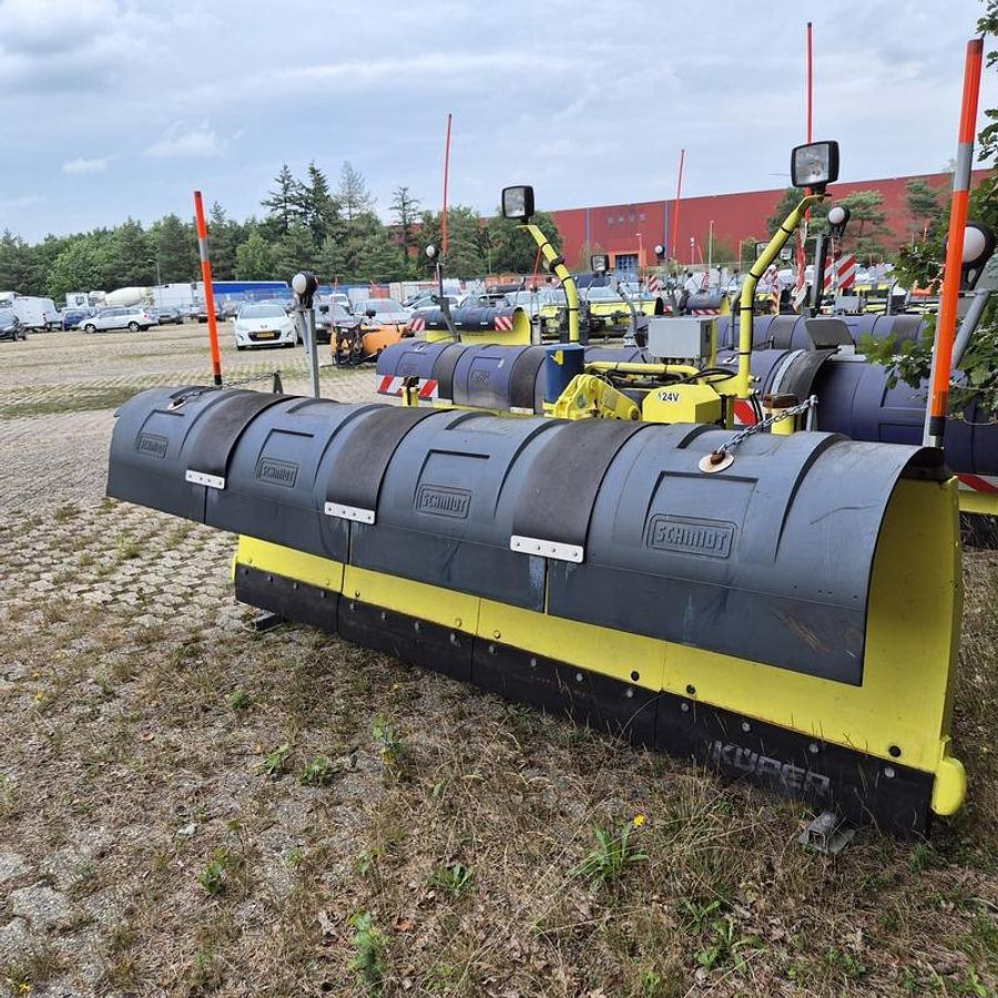 Used 2003 Schmidt Cirron SL32