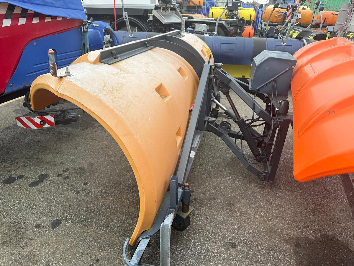 Used 2004 Nido SNK 30 EPZ