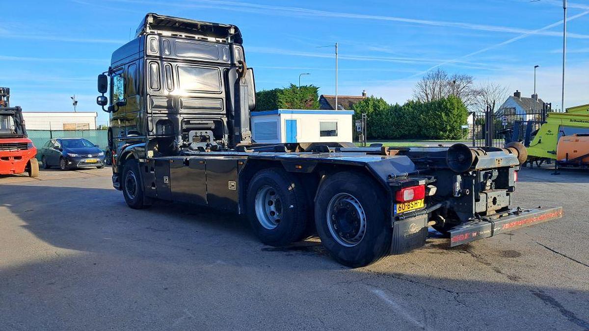 Used 2021 DAF XF 510 FAN met haakarm