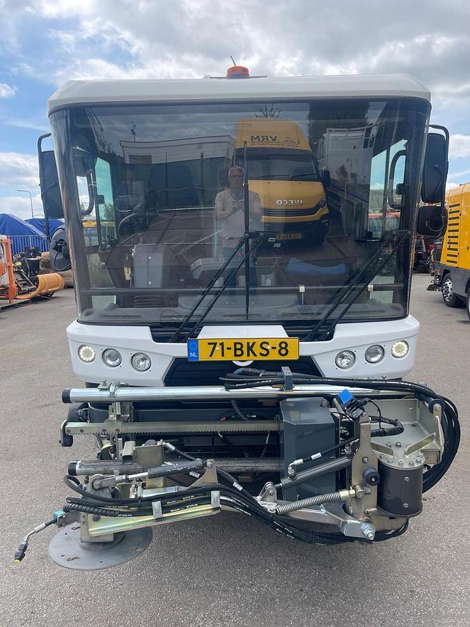 Used 2018 Ravo 580 STH