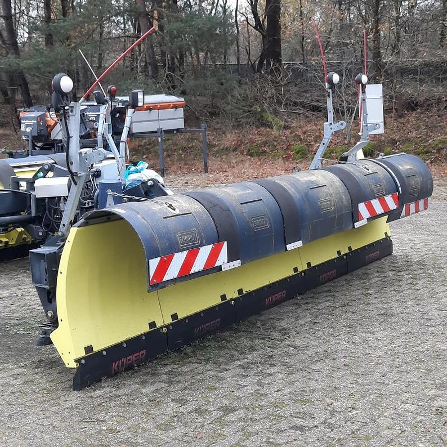 Used 2005 Nido ML51-A