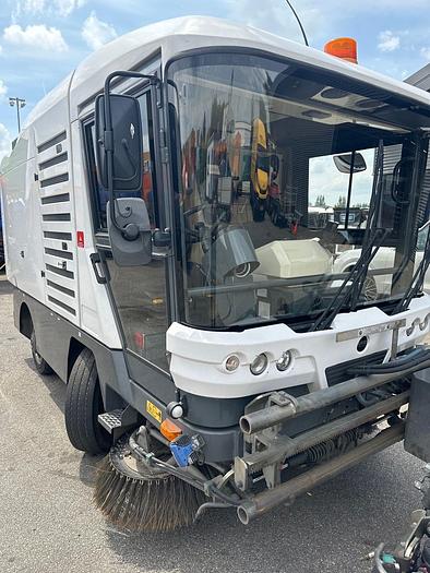 Gebruikt 2014 Ravo 540 ST