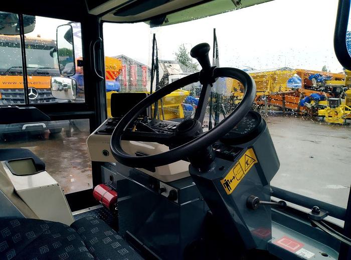 Gebruikt 2012 Ravo 540STH