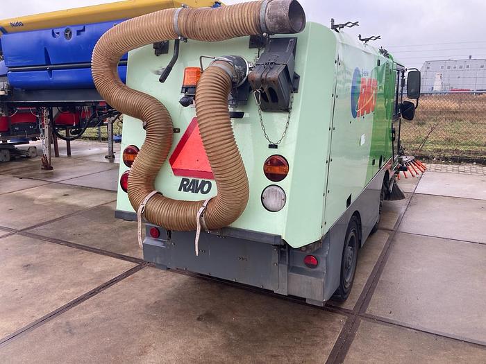 Gebruikt 2005 Ravo 340