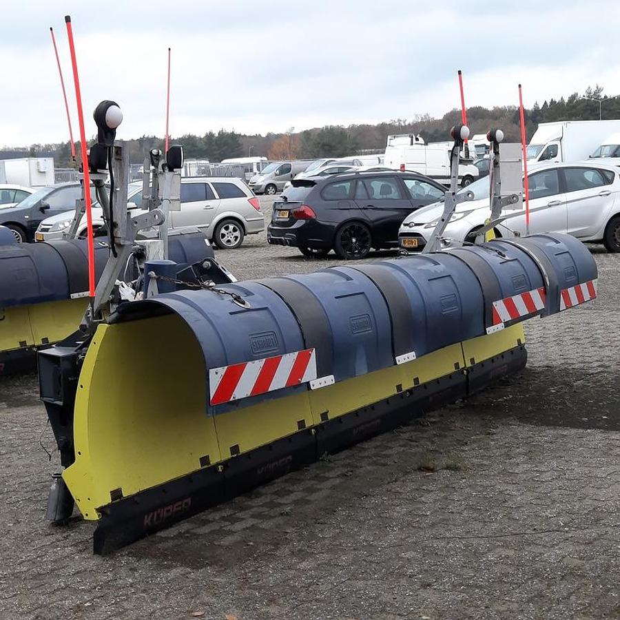 Used 2005 Nido ML51-A