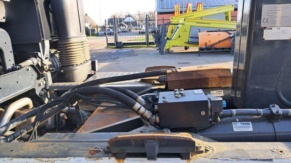 Used 2021 DAF XF 510 FAN met haakarm