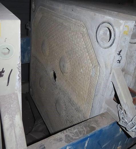 Used 25 CU. FT. JWI FILTER PRESS - 1000 MM - C.G.R.