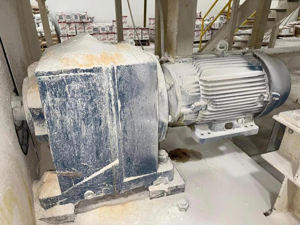 Used 190 CU. FT. STRONG SCOTT DOUBLE RIBBON BLENDER - S/S - 50 HP/XP