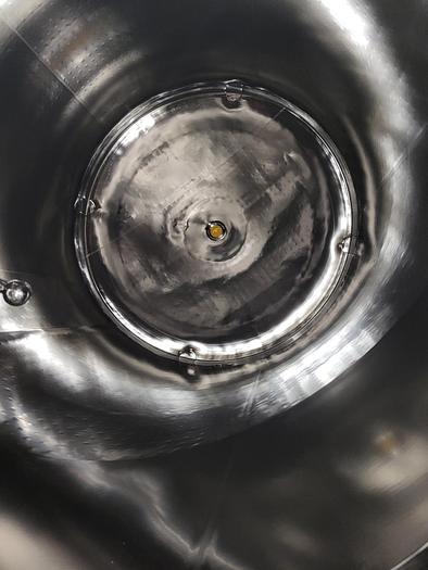 Used 2500 GALLON JACKETED POLISHED SANITARY TANK