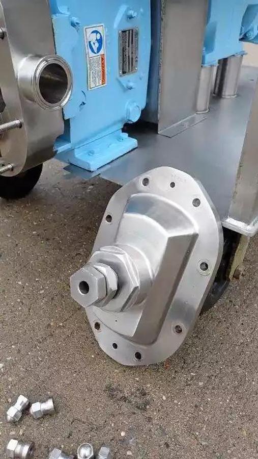 Used 1.5" WAUKESHA MODEL 030-U2 POSITIVE DISPLACEMENT PUMP - XP