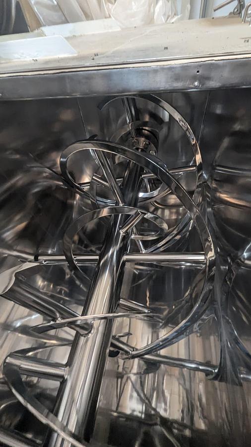 Used 52 CU. FT. ROSS DOUBLE RIBBON BLENDER - SANITARY S/S