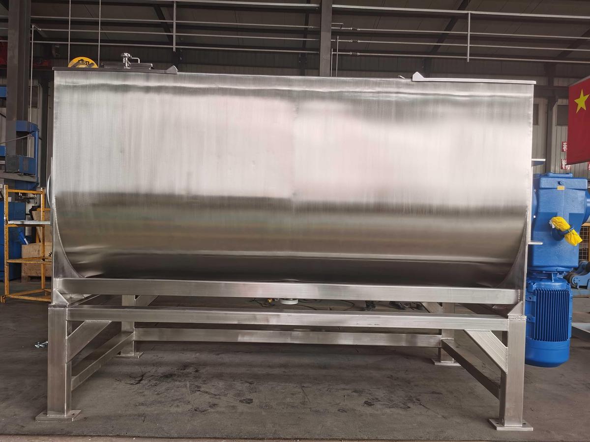 NEW 135 CU. FT. DOUBLE RIBBON BLENDER - S/S