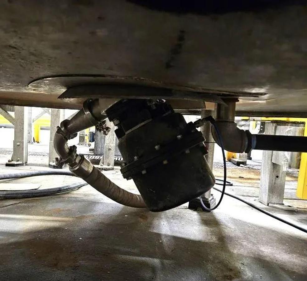 Used 750 GALLON LEE TRIPLE MOTION MIX KETTLE - S/S - 90 PSI