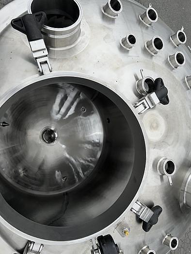 Used 370 GALLON (1400 LITER) T & C AGITATED REACTOR - 316L S/S - JACKETED