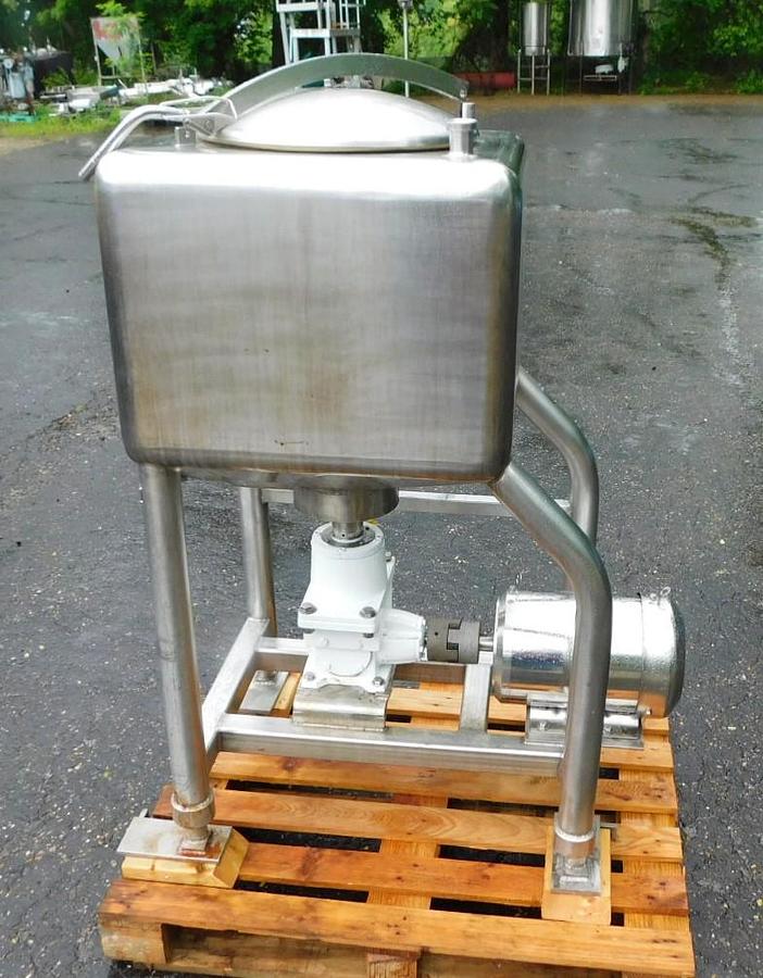 Used 50 GALLON APV CREPACO LIQUIVERTER - ALL S/S