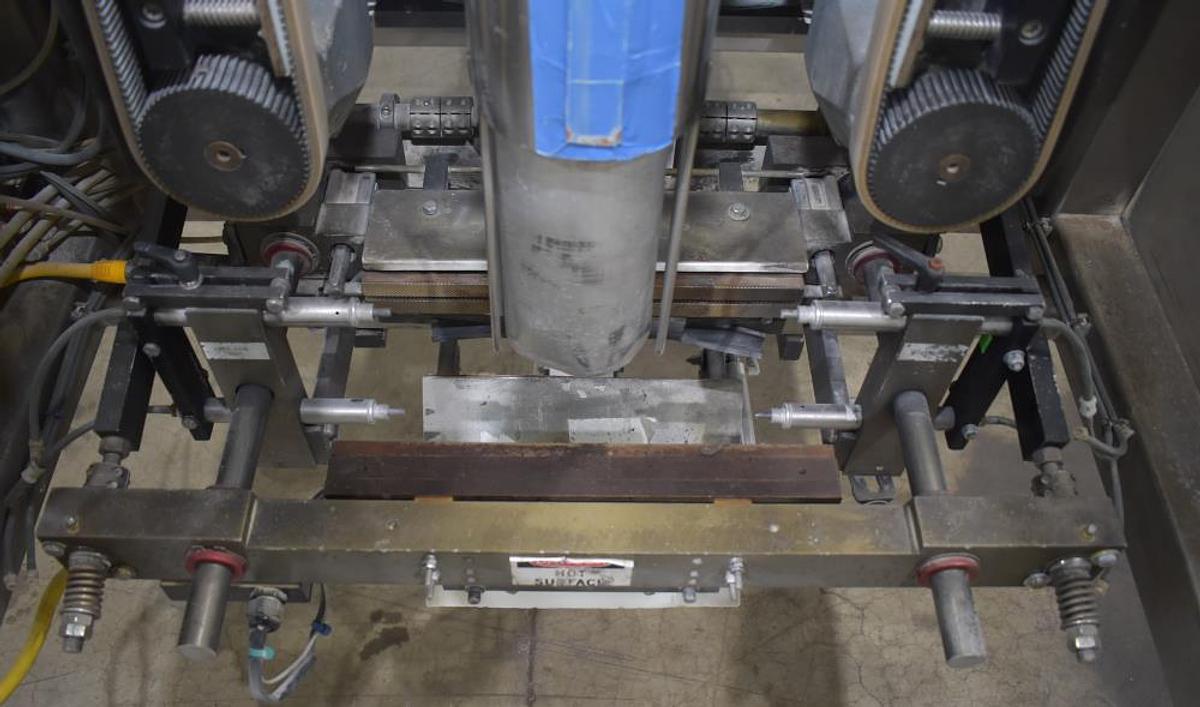 Used MATRIX PRO SERIES FORM FILL SEAL MACHINE