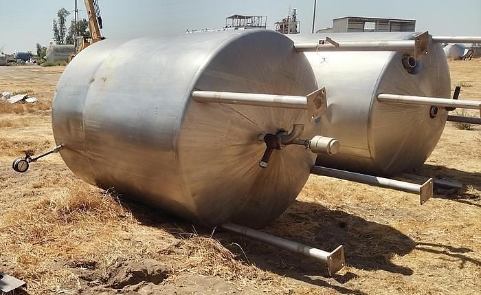 Used 850 GALLON CE HOWARD S/S JACKETED WITH AGITATION 