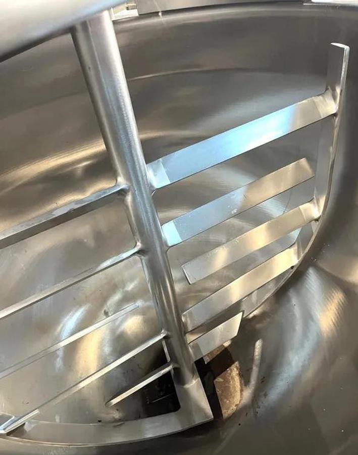 Used 150 GALLON LEE KETTLE WITH SWEEP AGITATION - 316 S/S - 80 PSI JACKET