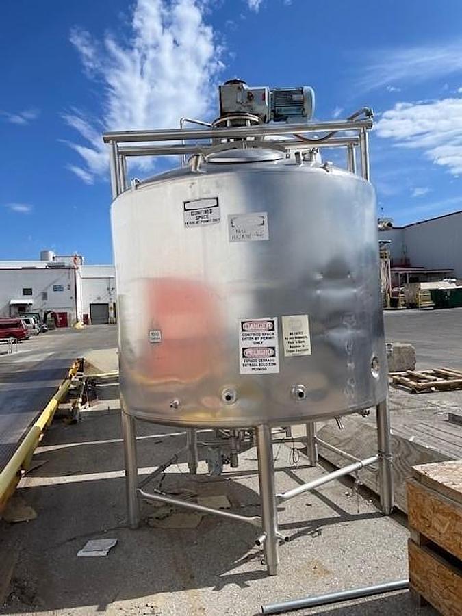 Used 1,500 GALLON STAINLESS FABRICATION MIX TANK - 75 PSI JACKET